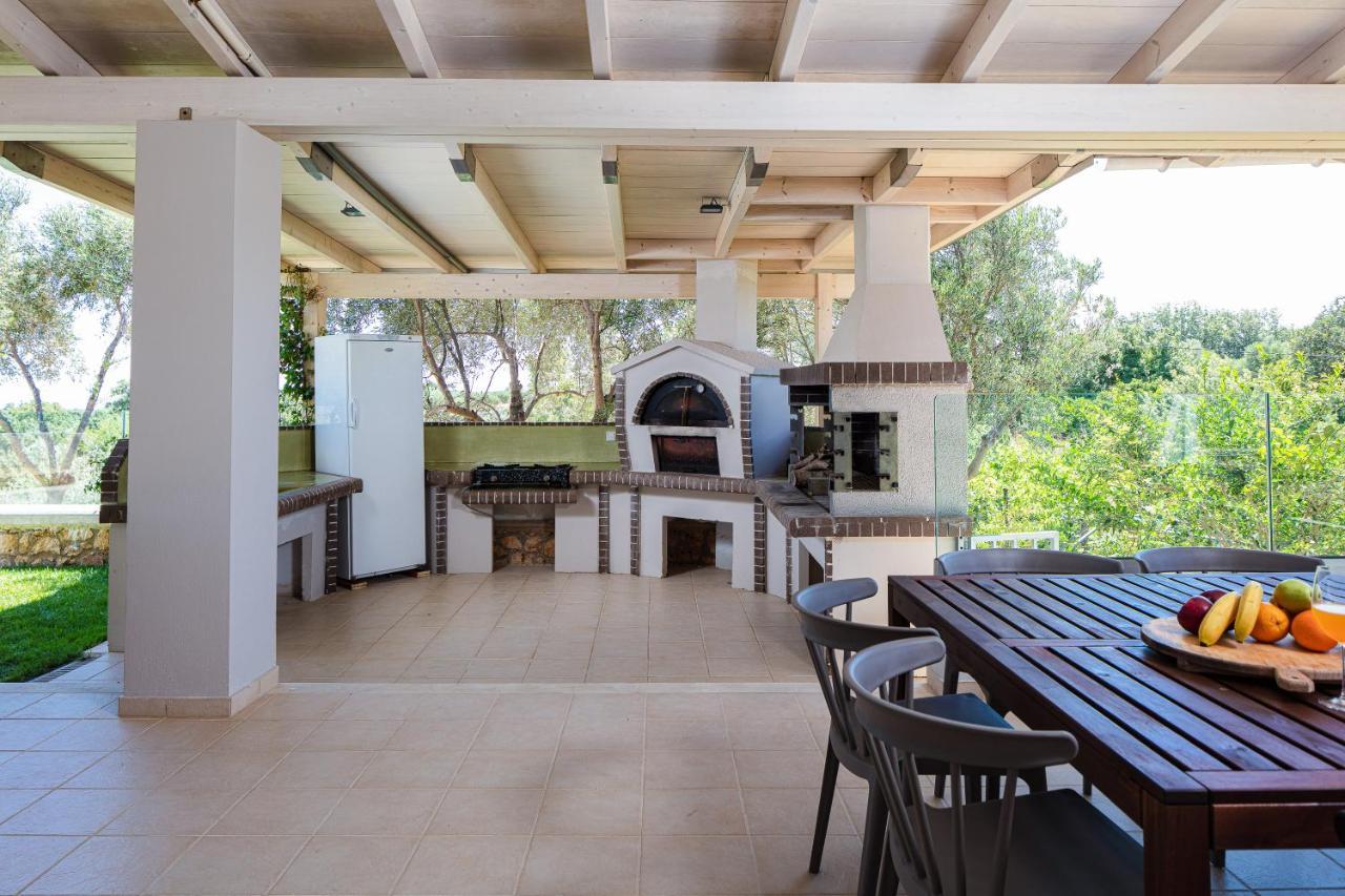 Thetree Villa, With Heated Pool & Spa Whirlpool Gallos Exterior photo