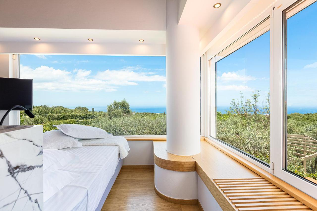 Thetree Villa, With Heated Pool & Spa Whirlpool Gallos Exterior photo