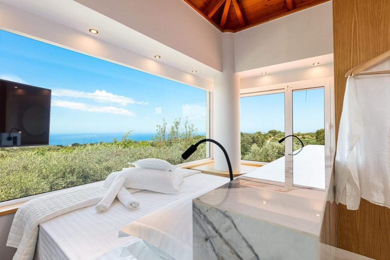 Thetree Villa, With Heated Pool & Spa Whirlpool Gallos Exterior photo